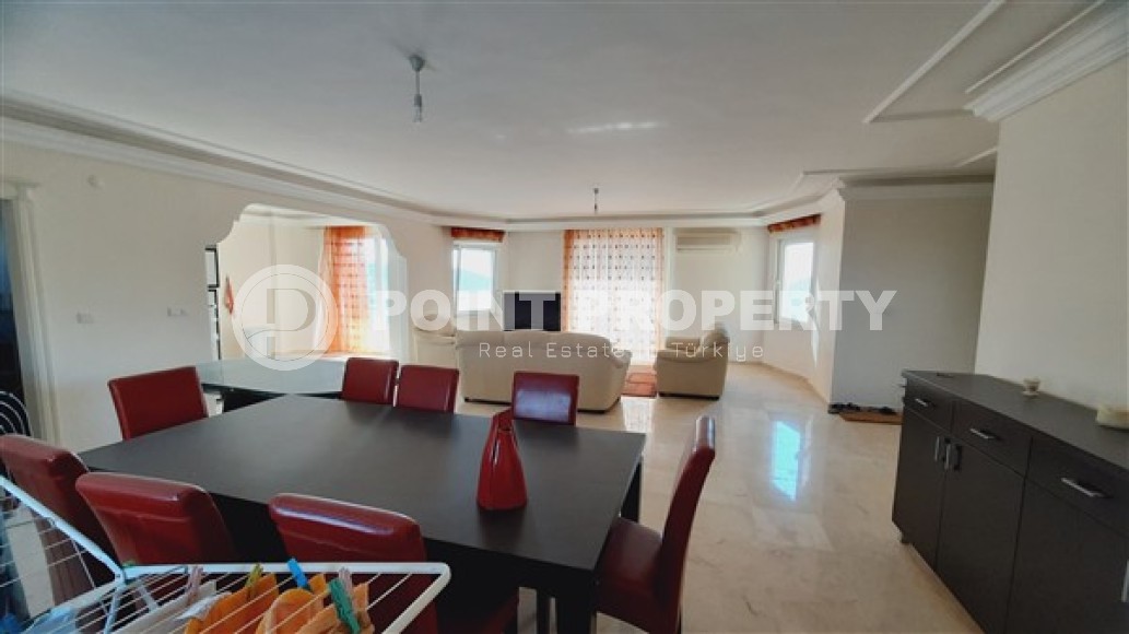 Просторный дуплекс с большой открытой террасой в спокойном районе Аланьи - Демирташ-id-5209-фото-2