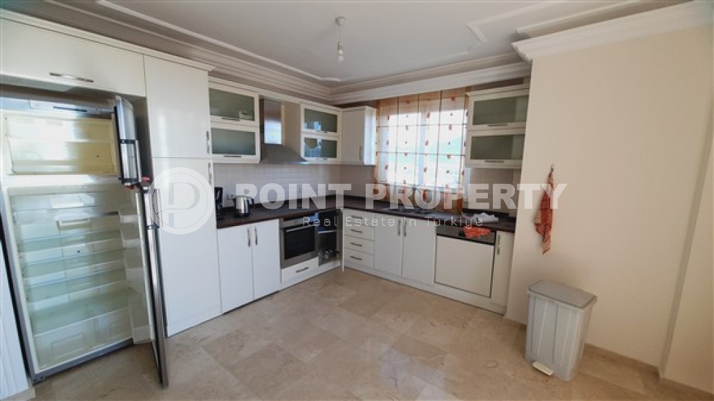 Просторный дуплекс с большой открытой террасой в спокойном районе Аланьи - Демирташ-id-5209-фото-3