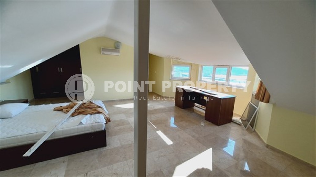 Просторный дуплекс с большой открытой террасой в спокойном районе Аланьи - Демирташ-id-5209-фото-8