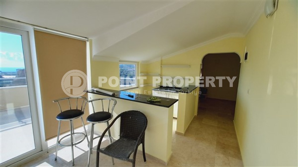 Просторный дуплекс с большой открытой террасой в спокойном районе Аланьи - Демирташ-id-5209-фото-9