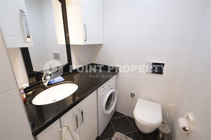 Двухуровнувые апартаменты с четырьмя спальными комнатами, отдельной кухней и видовой террасой, в центре города Аланья-id-5210-фото-11