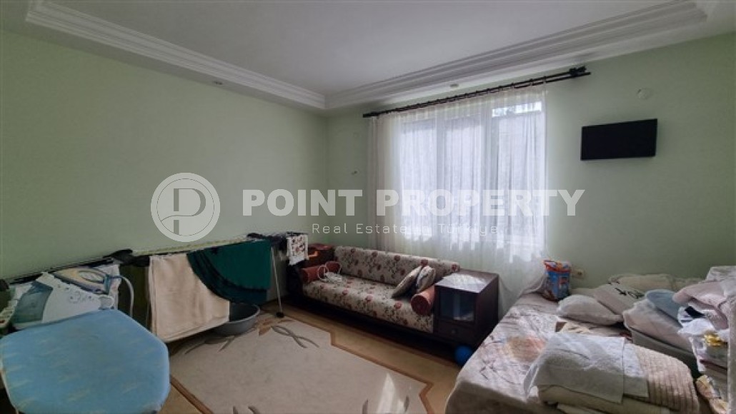 Comfortable apartment with four bedrooms in the center of Alanya-id-5218-photo-9