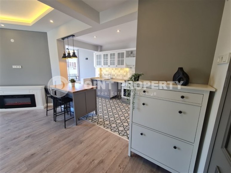 Stylish, bright apartment with two bedrooms and newly renovated, in the center of Alanya-id-5221-photo-4