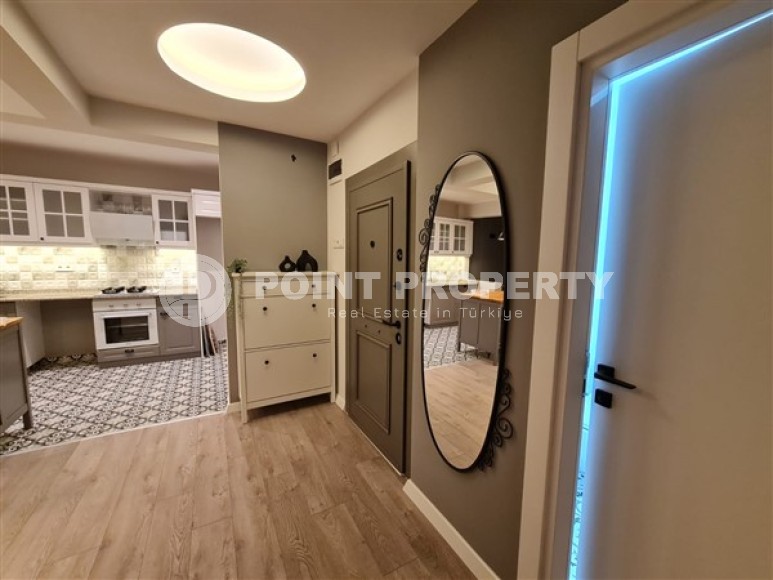 Stylish, bright apartment with two bedrooms and newly renovated, in the center of Alanya-id-5221-photo-6
