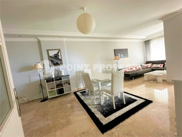 Comfortable apartment with two bedrooms, sea views, in the Cikcilli area-id-5226-photo-4