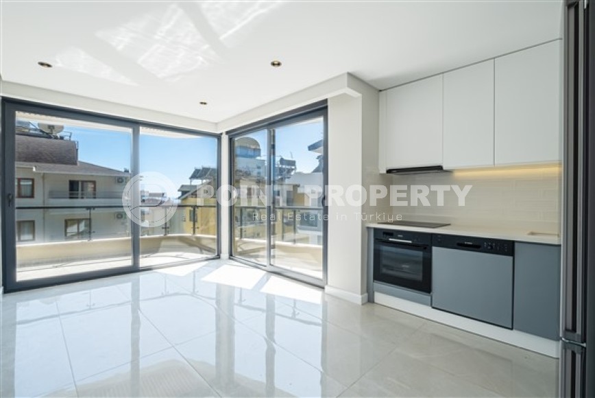 Апартаменты с качественной чистовой отделкой в новой резиденции, введенной в эксплуатацию в марте 2023 года-id-5228-фото-2