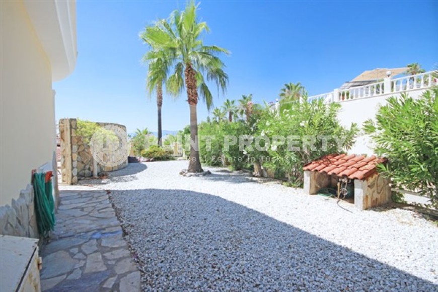 Вилла с пятью спальными комнатами с большой видовой террасой и видом на Средиземное море, в районе Каргыджак-id-5235-фото-25