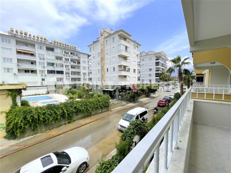One bedroom apartment in a residential complex near the sea, in the center of Alanya-id-5237-photo-9