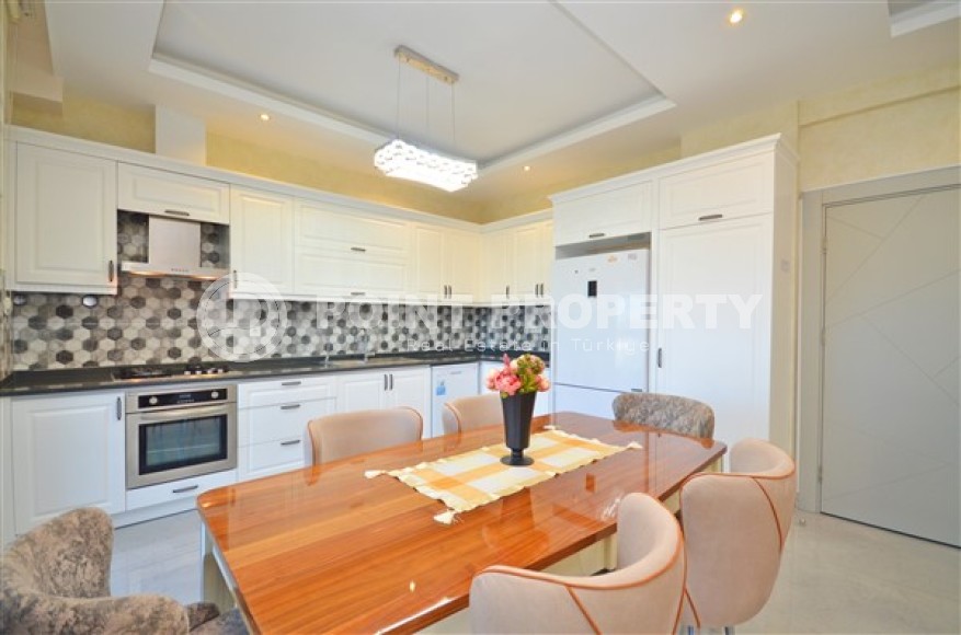 Stylish furnished apartment with four bedrooms, in the lower Oba area-id-5239-photo-2