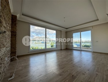 Bright, unfurnished apartment with two bedrooms and a separate kitchen, with the possibility of obtaining citizenship, in the upper Oba area-id-5245-photo-4