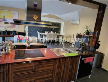 Duplex apartment with four bedrooms and two view terraces, in the lower Oba area-id-5252-photo-3