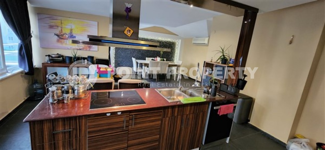 Двухуровневые апартаменты с четырьмя спальными комнатами и двумя видовыми террасами, в районе нижняя Оба-id-5252-фото-3