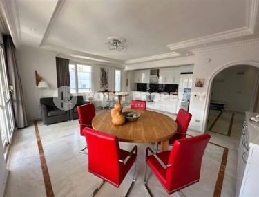 Comfortable two-level apartment on the 4th floor with an attic, with a cozy outdoor roof terrace-id-5254-photo-1