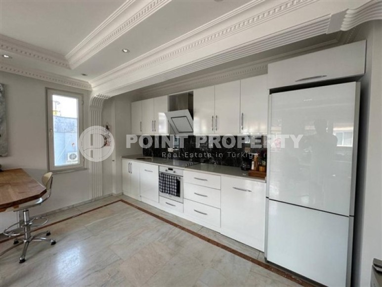 Comfortable two-level apartment on the 4th floor with an attic, with a cozy outdoor roof terrace-id-5254-photo-3