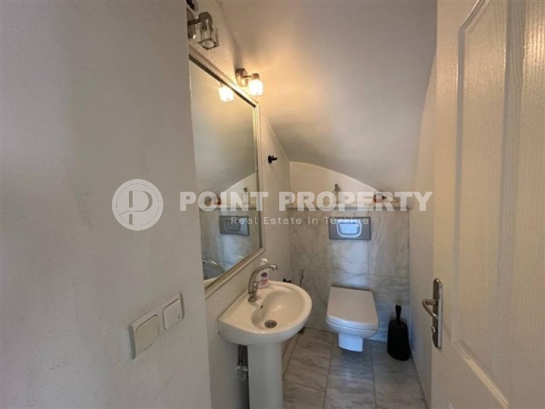 Comfortable two-level apartment on the 4th floor with an attic, with a cozy outdoor roof terrace-id-5254-photo-13