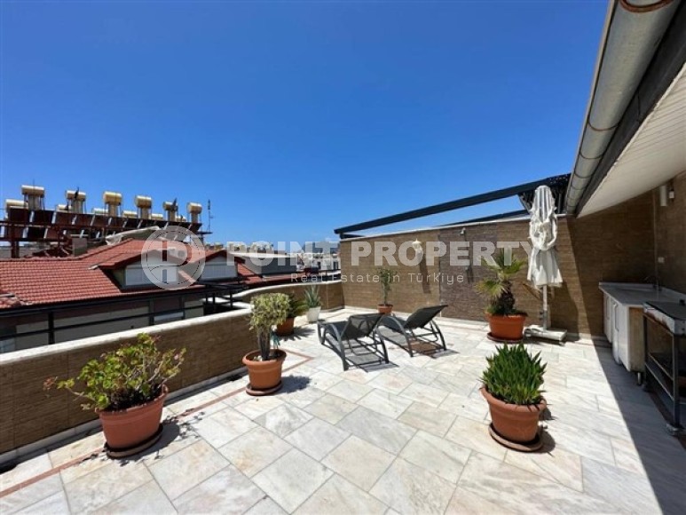 Comfortable two-level apartment on the 4th floor with an attic, with a cozy outdoor roof terrace-id-5254-photo-18