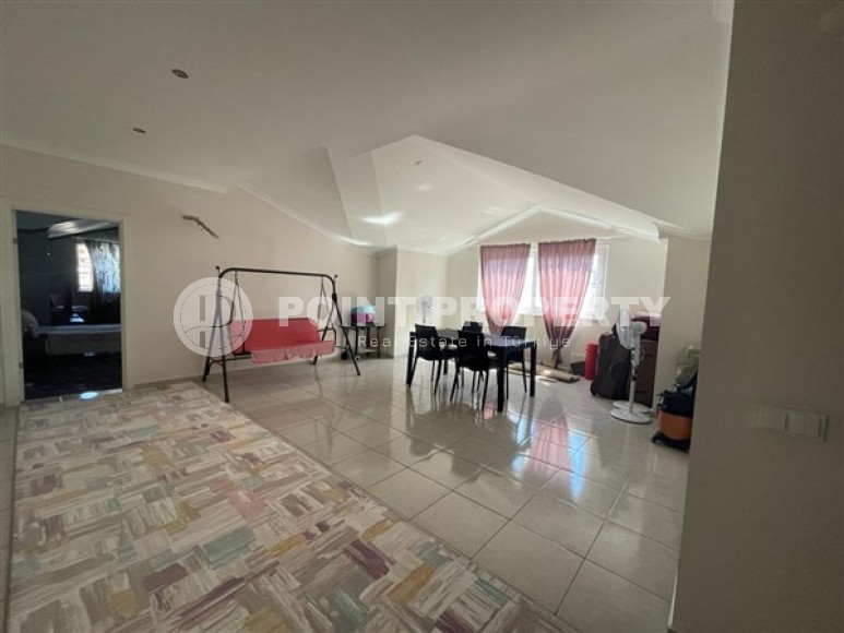 Двухуровневые апартаменты с четырьмя спальными комнатами, рядом с морем, в открытом районе для ВНЖ - Тосмур-id-5266-фото-8