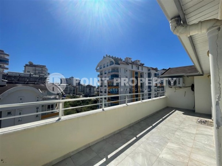 Двухуровневые апартаменты с четырьмя спальными комнатами, рядом с морем, в открытом районе для ВНЖ - Тосмур-id-5266-фото-15