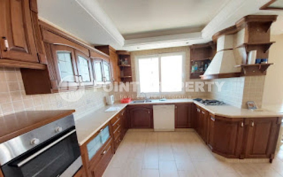 Меблированные апартаменты на первой линии от моря в центре района Махмутлар-id-5273-фото-3