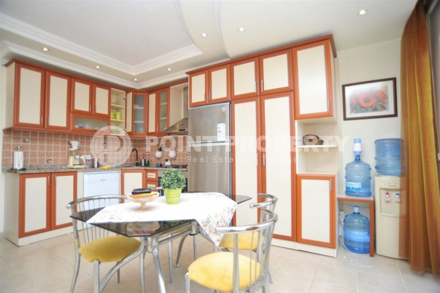 Apartment 2+1, 90m² with a package of furniture and appliances in the Alanya area - Oba, 250m from the sea-id-1420-photo-4