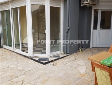 Apartment with a private small garden on the 1st floor in a building built in 2003-id-5283-photo-1