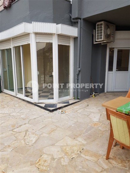 Апартаменты с собственным небольшим садом на 1-м этаже в доме 2003 года постройки-id-5283-фото-1