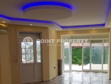 Apartment with a private small garden on the 1st floor in a building built in 2003-id-5283-photo-2