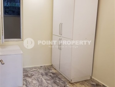 Apartment with a private small garden on the 1st floor in a building built in 2003-id-5283-photo-4