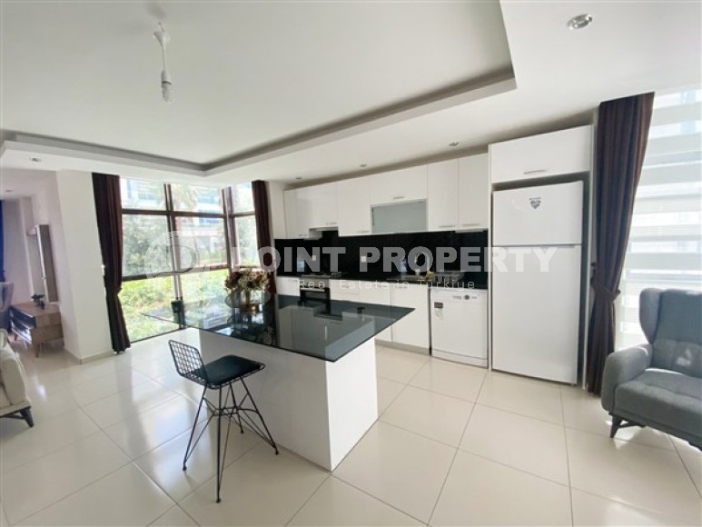 Просторные двухуровневые апартаменты с выходом в сад, планировкой 4+1, в районе города Аланья - Кестель-id-5292-фото-2