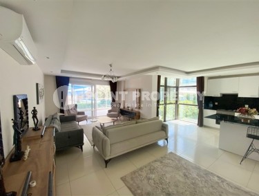 Просторные двухуровневые апартаменты с выходом в сад, планировкой 4+1, в районе города Аланья - Кестель-id-5292-фото-3