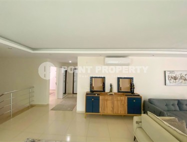 Просторные двухуровневые апартаменты с выходом в сад, планировкой 4+1, в районе города Аланья - Кестель-id-5292-фото-4