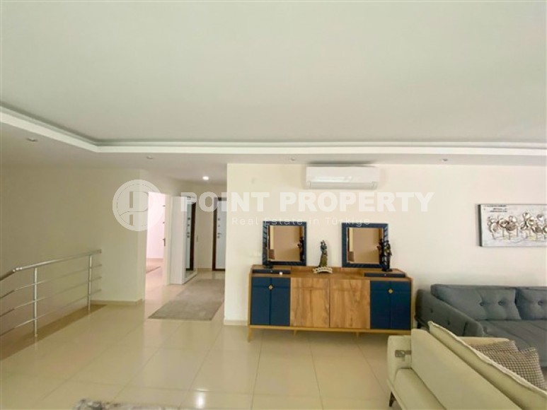 Просторные двухуровневые апартаменты с выходом в сад, планировкой 4+1, в районе города Аланья - Кестель-id-5292-фото-4