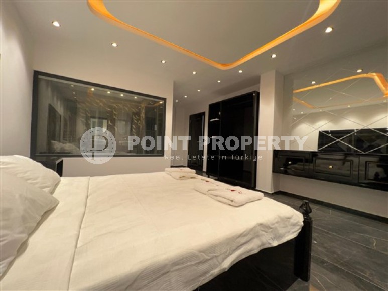 Villa with designer renovation, four bedrooms and views of the Mediterranean Sea in the Kargicak area-id-5293-photo-11