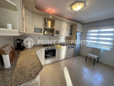 Двухуровневые апартаменты с тремя спальными комнатами и видовой террасой, в центральном районе города Аланья-id-5298-фото-2