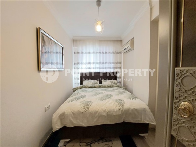 Apartments with modern design, high-quality renovation, new furniture and household appliances in the center of Mahmutlar-id-5305-photo-6