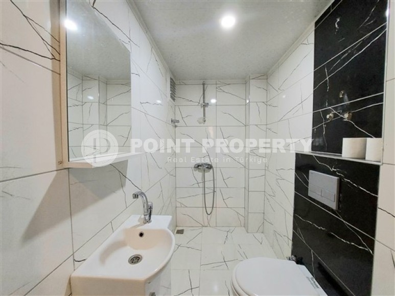 Apartments with modern design, high-quality renovation, new furniture and household appliances in the center of Mahmutlar-id-5305-photo-9