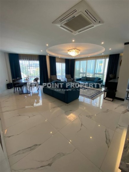 Luxurious duplex on the very shore of the Mediterranean Sea in the elite area of Alanya - Kargicak-id-5311-photo-3