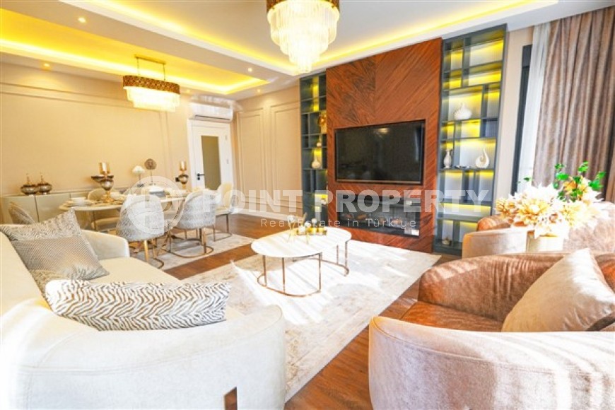 New comfortable apartment with three bedrooms in the central area of Alanya-id-5313-photo-1