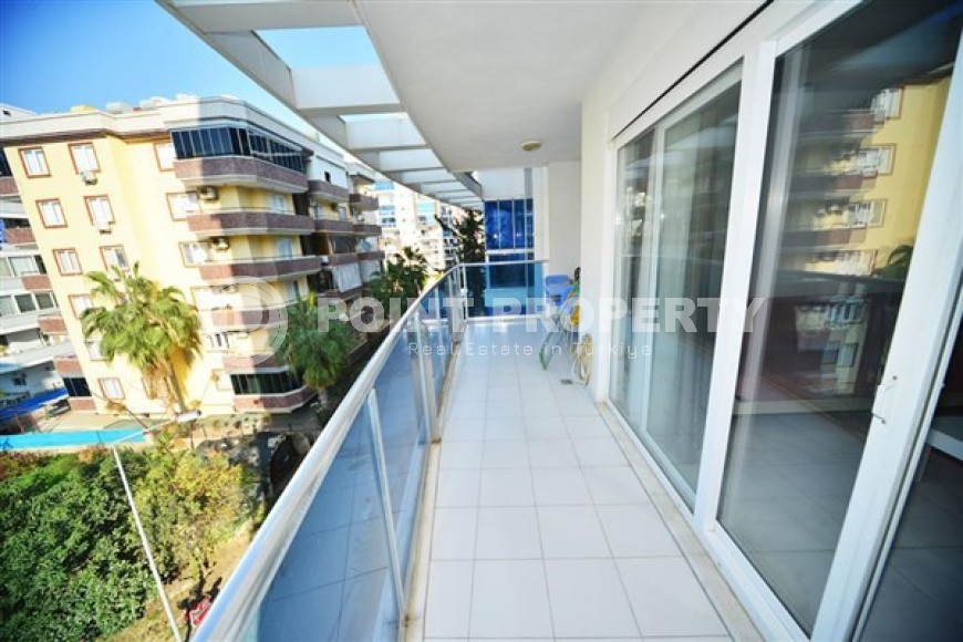 Апартаменты с мебелью и бытовой техникой на 4-м этаже в резиденции 2021 года постройки, в центре района Махмутлар-id-5318-фото-8