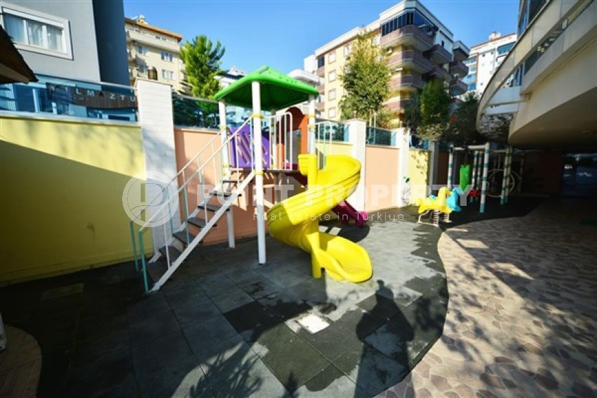 Апартаменты с мебелью и бытовой техникой на 4-м этаже в резиденции 2021 года постройки, в центре района Махмутлар-id-5318-фото-14