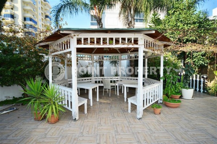 Апартаменты с мебелью и бытовой техникой на 4-м этаже в резиденции 2021 года постройки, в центре района Махмутлар-id-5318-фото-16