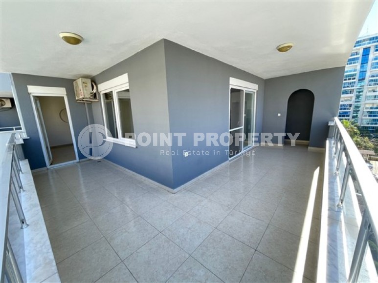 Spacious apartment with one bedroom 300 meters from the sea, in the center of Mahmutlar-id-5320-photo-7