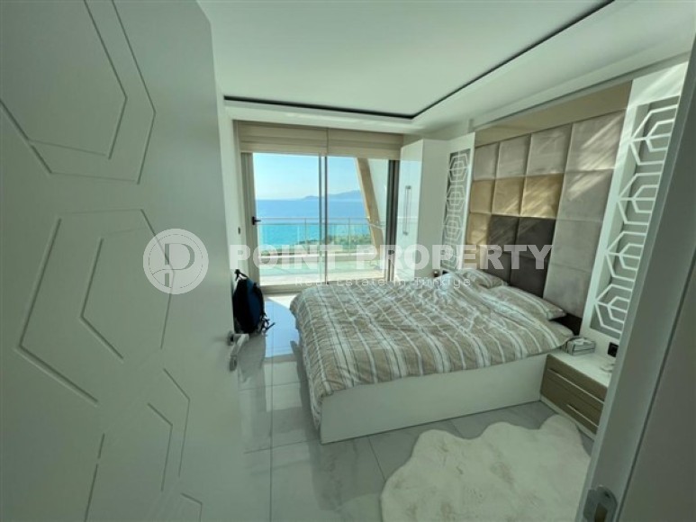 Stylish modern apartment in a luxury residential complex with an infinity pool on the very seashore-id-5321-photo-3