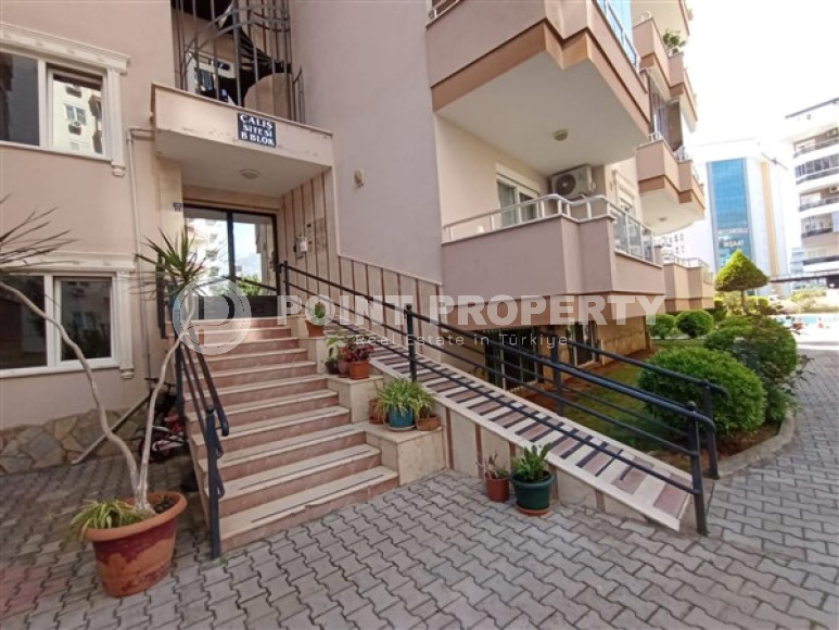 Ready to move in, three-room apartment, 130m², 300m from the sea in Mahmutlar, Alanya-id-1422-photo-18