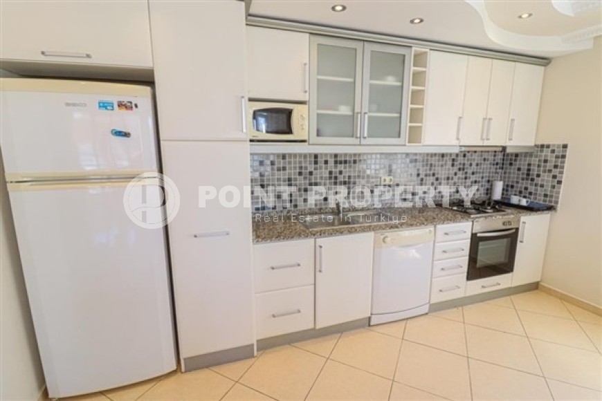 Apartment in a residential complex with a beautiful garden, 2+1 layout, in the lower Oba area-id-5328-photo-2