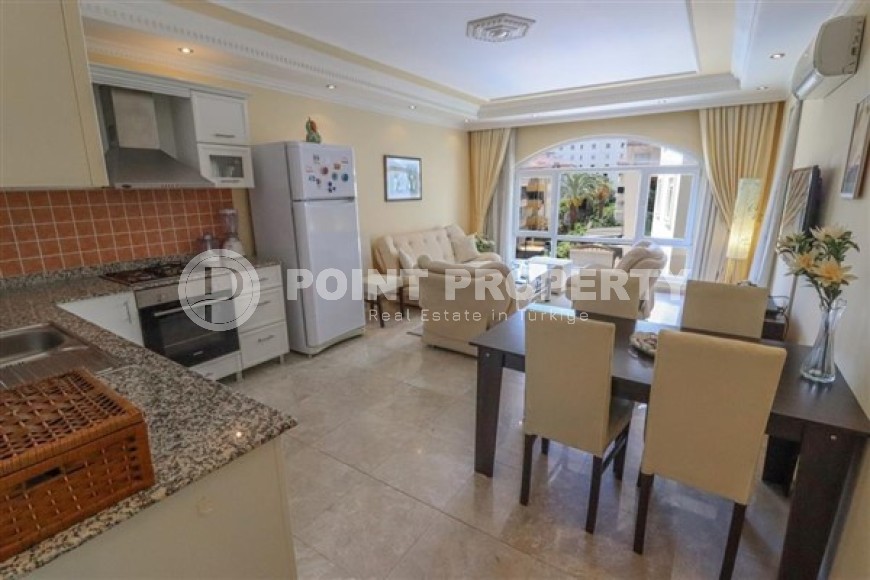 Меблированные апартаменты с двумя спальными комнатами, в жилом комплексе с видом на Торосские горы, в центральном районе города Аланья-id-5330-фото-2