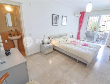 Меблированные апартаменты с двумя спальными комнатами, в жилом комплексе с видом на Торосские горы, в центральном районе города Аланья-id-5330-фото-3