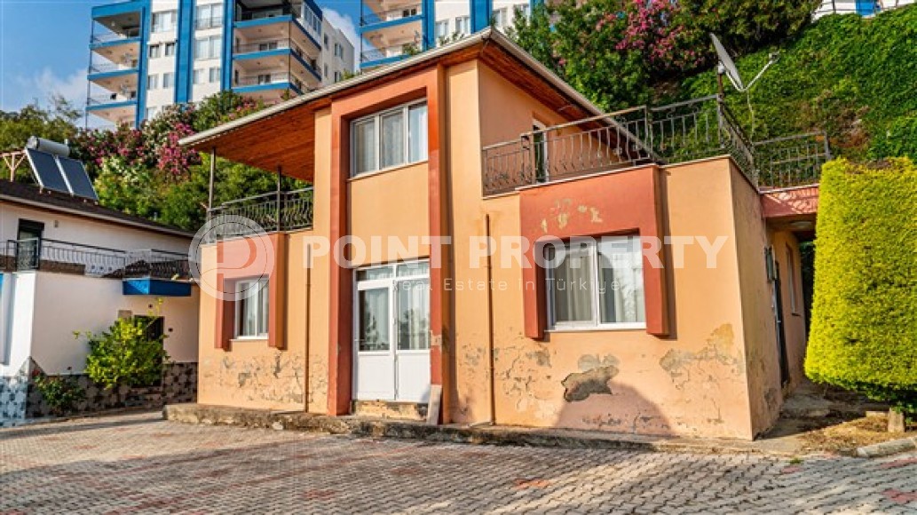 Отдельно стоящая двухэтажная вилла 2005 года постройки с роскошным панорамным видом на море-id-5337-фото-1