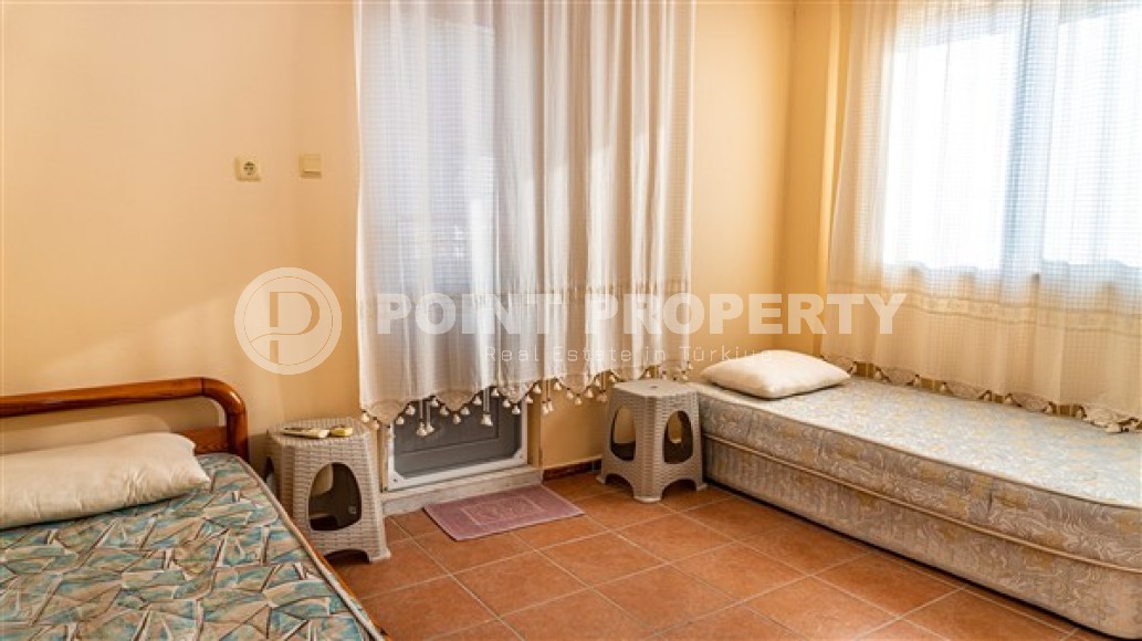 Отдельно стоящая двухэтажная вилла 2005 года постройки с роскошным панорамным видом на море-id-5337-фото-8