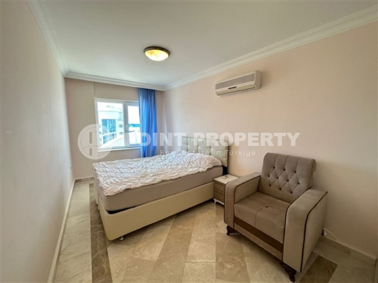 Apartment with a large outdoor terrace on the 10th floor, in the center of Mahmutlar-id-5340-photo-6